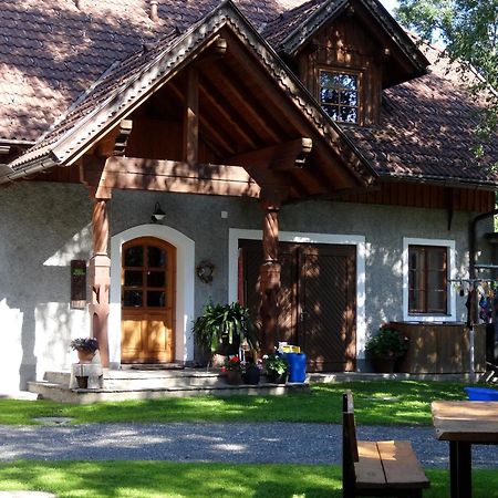 Holzblockhaeuser Fam. Schabus Hermagor-Pressegger See Bagian luar foto