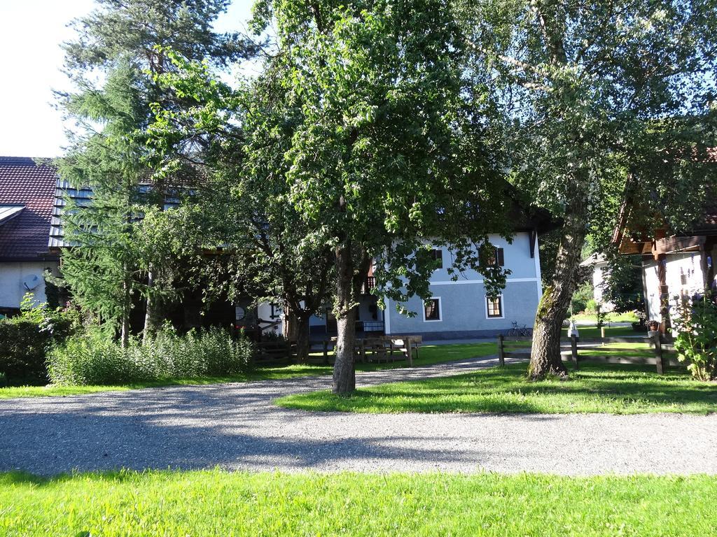 Holzblockhaeuser Fam. Schabus Hermagor-Pressegger See Bagian luar foto